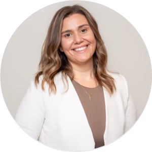Picture of Dr. Adelena Izold